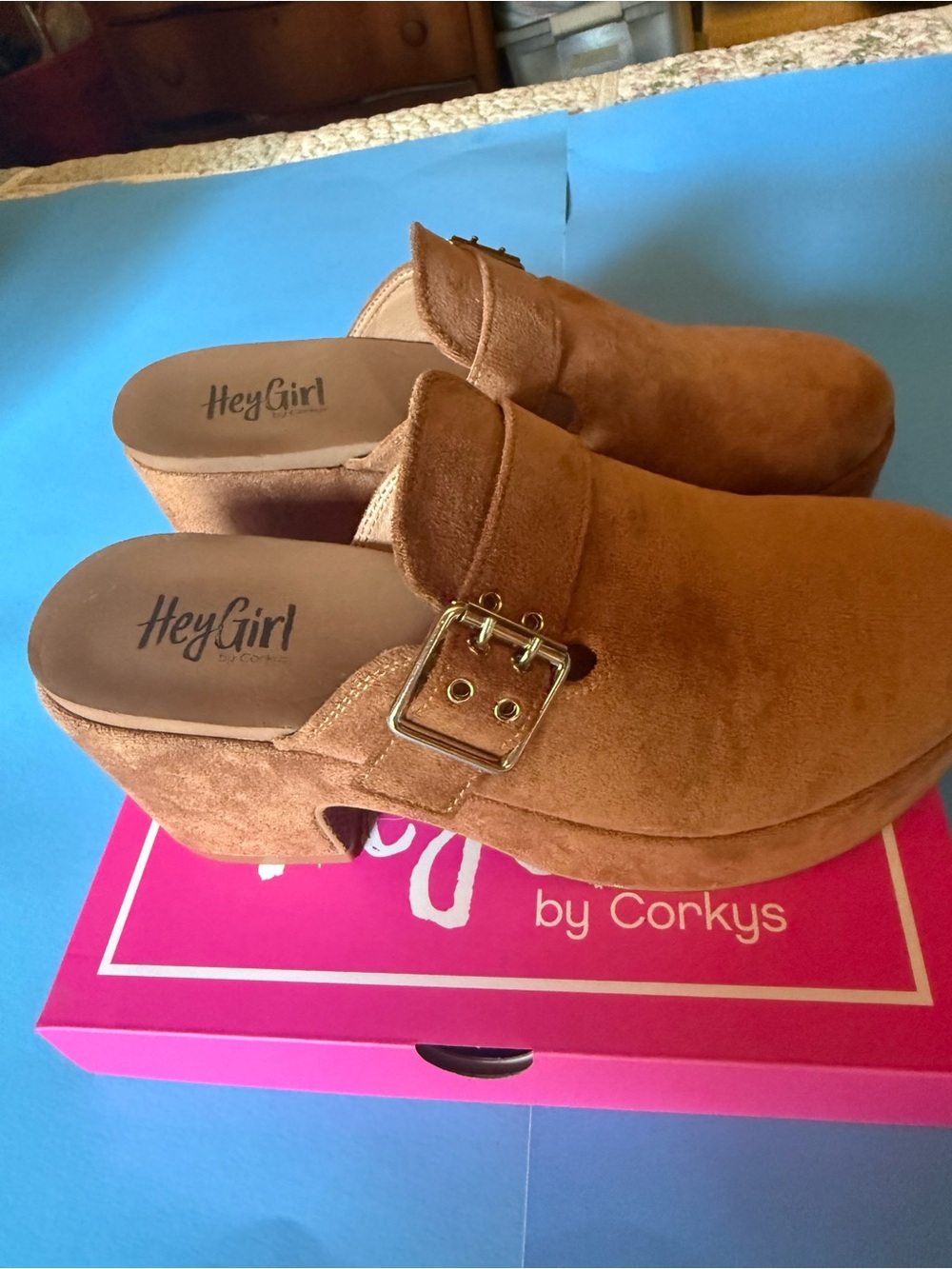 Corkys Tell Me More Clog in Tan (tobacco)